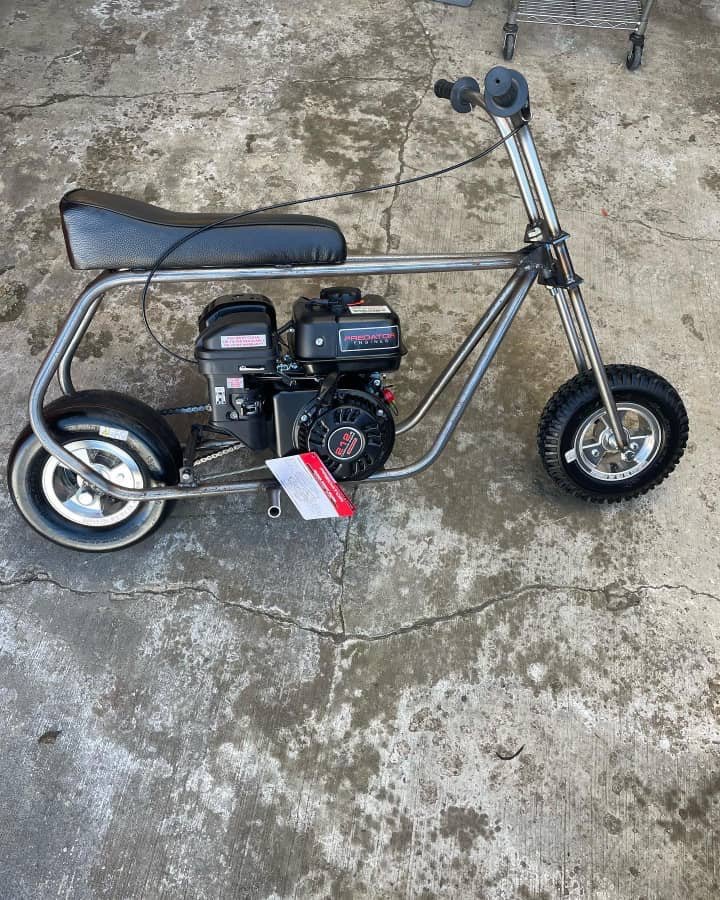 GLOSSY BLACK Stock MiniBike (45+mph) - Image 7